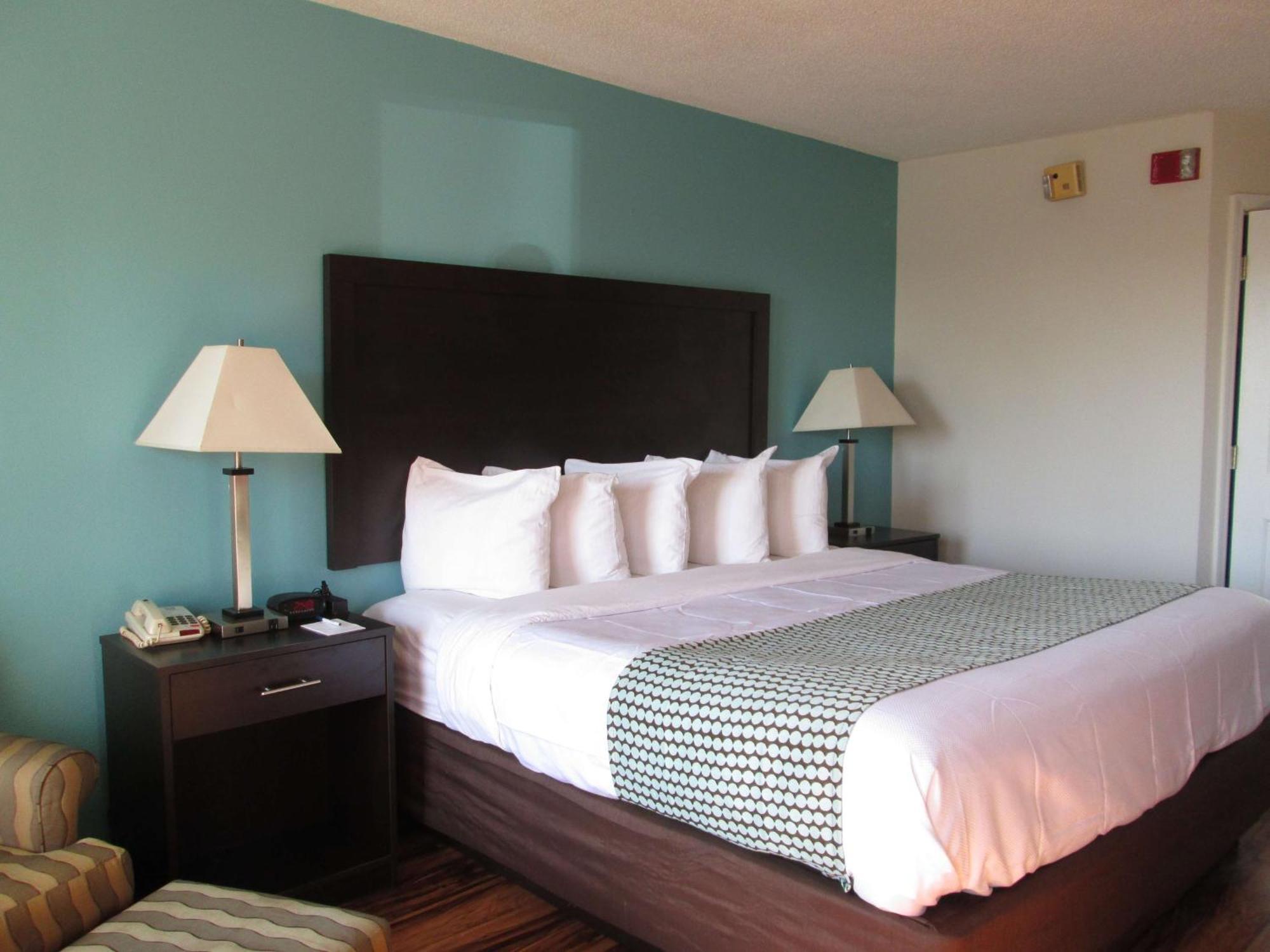 Surestay Plus Hotel By Best Western Asheboro Bagian luar foto